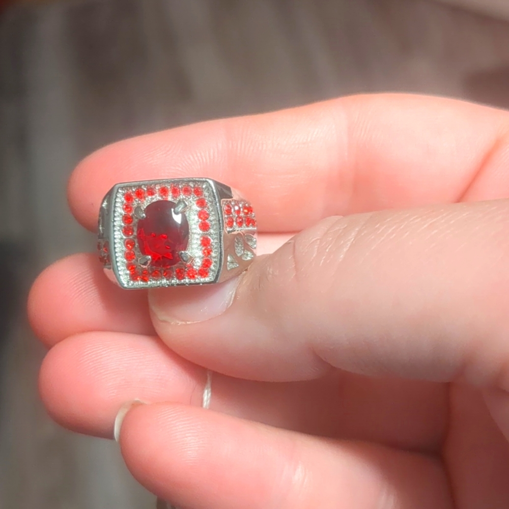 ✨Red jewel costume ring